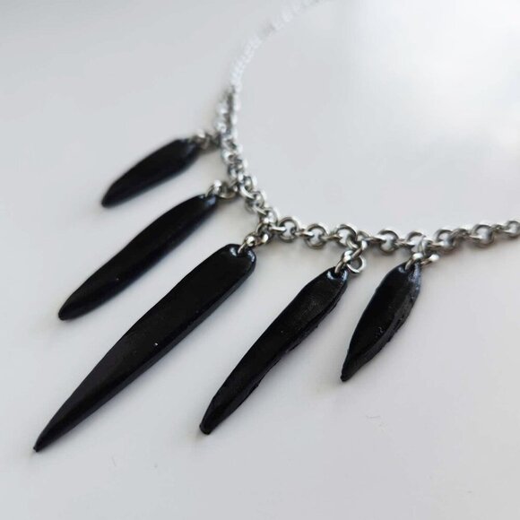 Gothic Witch style black spikes necklace with a small silver chain - Picture 6 of 7